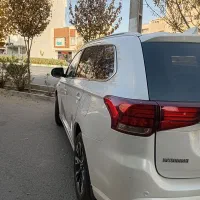 میتسوبیشی اوتلندر|خودرو سواری و وانت|قم, زنبیل آباد|دیوار