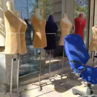 تعدادی مانکن شیک سوزن خور با صندلی|فروشگاه و مغازه|نورآباد, |دیوار