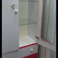 کمد لباس و ویترین‌