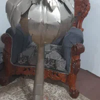 آباژور ایستاده