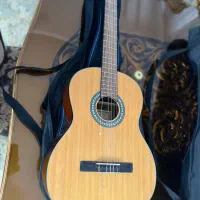 گیتار اصلی اصلا استفاده نشده