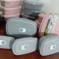 ظروف غذا خوری و میوه خوری ۴ تیکه  اکسین