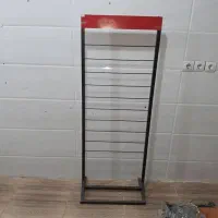 ویترین مغازه چوب