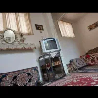 خانه قدیمی تمیز روبه رو بیمارستان نیکویی|فروش خانه و ویلا|قم, آذر (نکویی)|دیوار