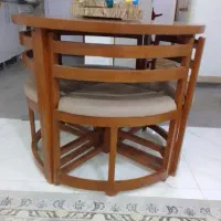 میز ناهارخوری درحد نو استفاده نشده