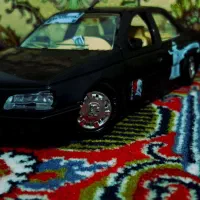 ماکت خوش رخ چراغ شم قرمزه