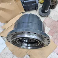 گیربکس چرخ بیل مکانیکی هیوندای 330خط9|قطعات یدکی و لوازم جانبی|سیرجان, |دیوار