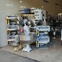 فروش انواع خمیر پهن کن نانوایی و پیتزایی