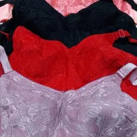 سوتین زنانه حراج شد|لباس|خرم‌آباد, |دیوار