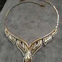 گردنبند والنگو