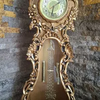 ساعت ایستاده چوبی به علت جابه جایی به فروش میرسد