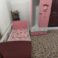 تخت و کمد کودک