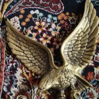 عقاب برنجی دکوری آویز دار