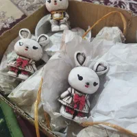 مجسمه عروسکی با تنگ آب