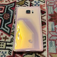کم کار HTC U Ultra