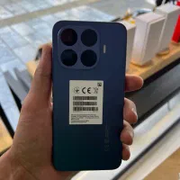 17 T pro پرچم دار