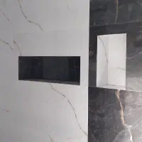 به یک کارگر کاشی کاری وارد نیازمندیم