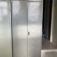 کمدفلزی میز چوبی