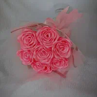 دسته گل رز روبانی