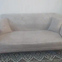 مبل هفت نفره همراه با میز عسلی