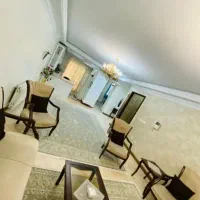 90-متر-آپارتمان-دربست-در-اختیار-تک-واحدی-طبقه-اول