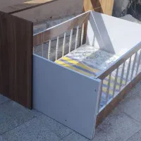 تخت بچه کنارکودک کریر