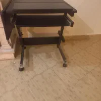 میز تحریر و کامپیوتر مشکی سالم