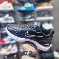 فروشنده آقا یا خانم