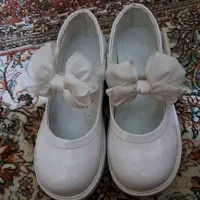 کفش بچه گانه