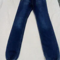 بلوز وشلوار جین نو نو مارکش بهش هست