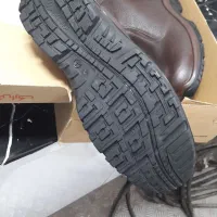 کفش ساق ارگ|کیف، کفش، کمربند|اصفهان, فرودگاه شهید بهشتی|دیوار