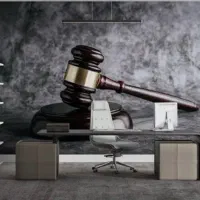 وکیل دادگستری