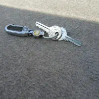 کلید کامیون تو آژانس جا گذاشتیم