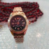 ساعت مچی|ساعت|قم, باغ شازده|دیوار