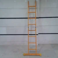 یکی کوسن و پله تاشو آلمینیومی درحدنو|رختخواب، بالش، پتو|بندرعباس, |دیوار