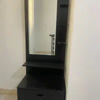 تخت تتو و کنسول|آرایشگاه و سالن‌های زیبایی|کرج, مصباح|دیوار