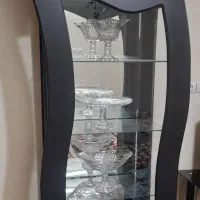 بوفه‌ چوبی‌ کار کرده در حد نو