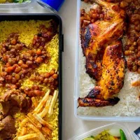 آشپز انواع غذاهای مختلف مجالس با کیفیت