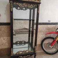 میز نهار خوری ۶ نفره و بوفه در حد نو