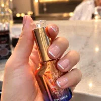کاشت و طراحی ناخن در تجریش