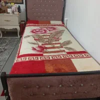 تخت یک نفره