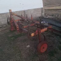 ترکتور رومانی مدل ۶۳ تمیز تازه تعمیر با لوازم|خودرو سنگین|ورزقان, |دیوار