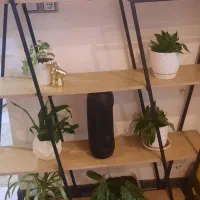 استند جای گل تمیز و سالم