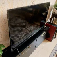 تلوزیون ۴۳ اینچ|تلویزیون و پروژکتور|گلبهار, شهر جدید گلبهار|دیوار