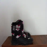 بوت دخترانه بسیار تمیز و نو