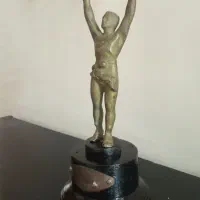 کاپ قهرمانی یا تندیس پهلوی قدیمی