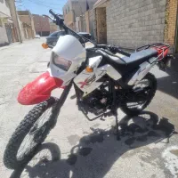 فروش موتور زمرد کویر ۲۰۰