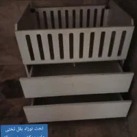 تخت نوزاد کنار تختی مادر|تخت و سرویس خواب|رودهن, |دیوار