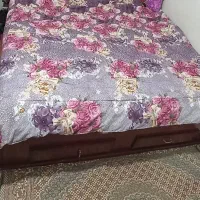 تخت خواب و میز کامپیوتر و جاکفشی