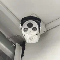 دوربین در حد نو با دستگاه با یک ماه ذخیره